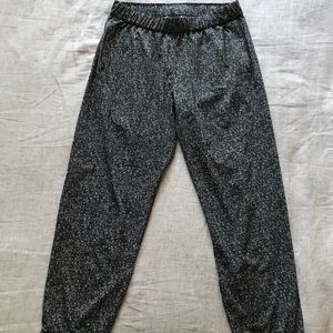 Outdoor Voices lightweight joggers